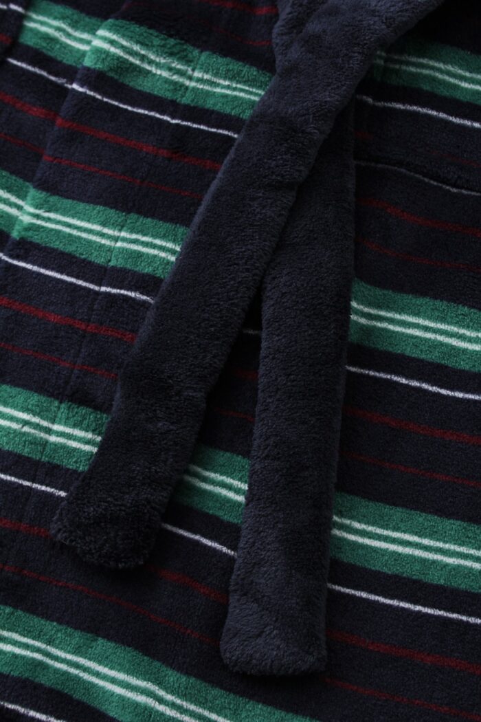 Comfyhome-Men‘s-Ultra-Soft-Stripe-Printed-Coral-Fleece-Collar-Winter-Robe - Image 2