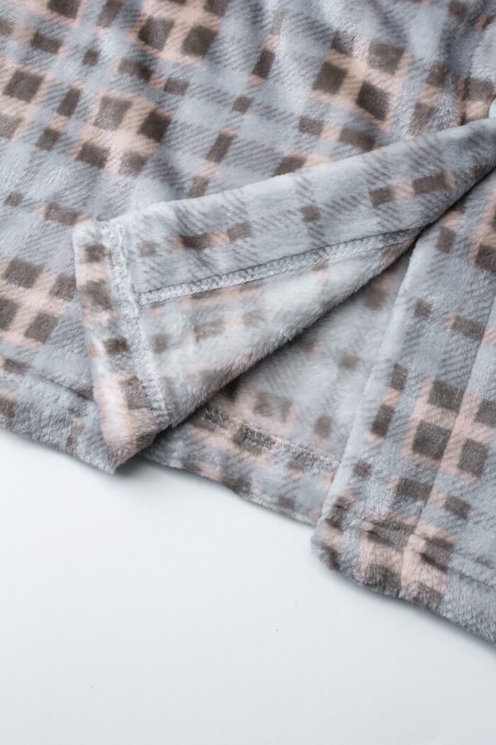 Comfyhome Women‘s Warm Check Printed Flannel Fleece Lapel Button Winter Housecoat - Image 3