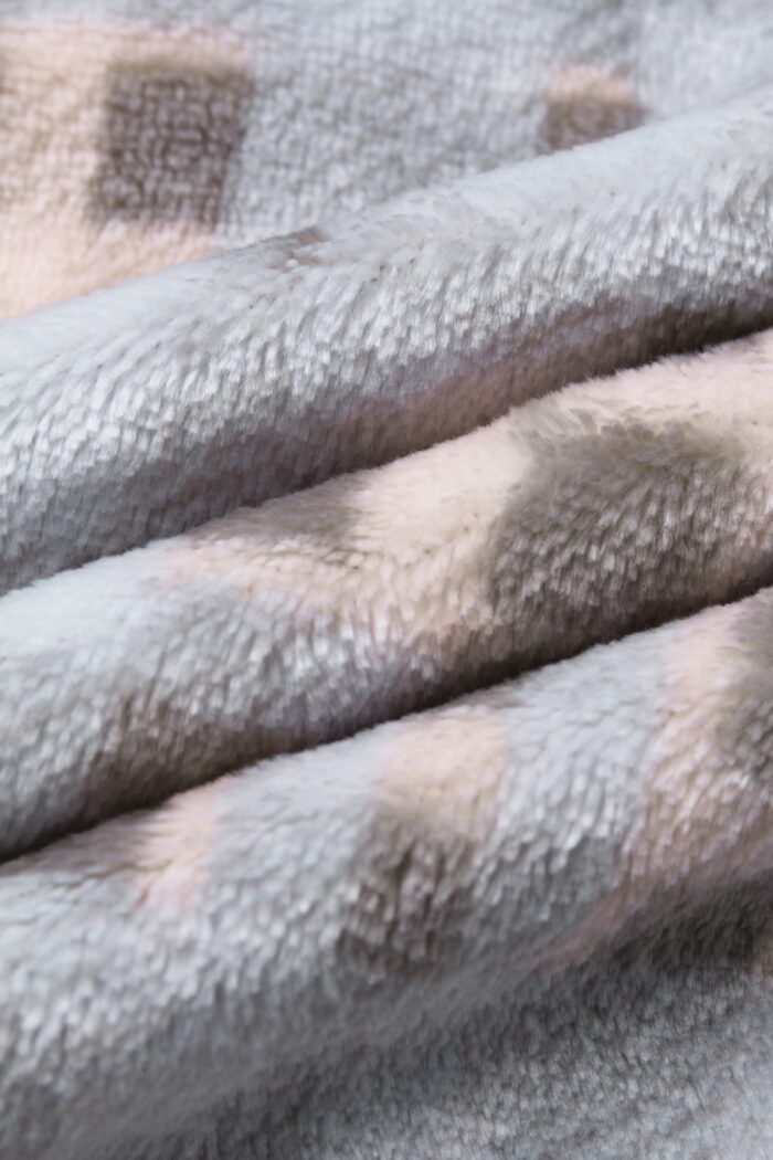 Comfyhome Women‘s Warm Check Printed Flannel Fleece Lapel Button Winter Housecoat - Image 2